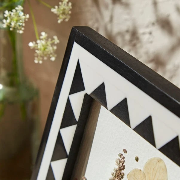 Natural History Museum Mosaic Inlay Photo Frame 7” X 5” (18cm X 13cm) - Image 4