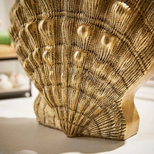 Natural History Museum Resin Shell Vase - Image 3