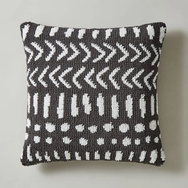 Dunelm Circular Knit Arrows Cushion - Image 3